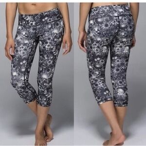 lululemon athletica florabunga print